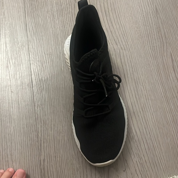 Black and white slip on running shoes. - Picture 3 of 3